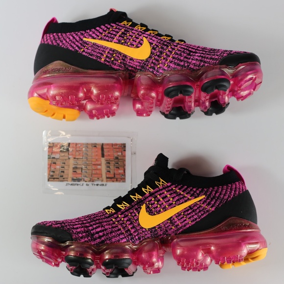 vapormax flyknit running shoes